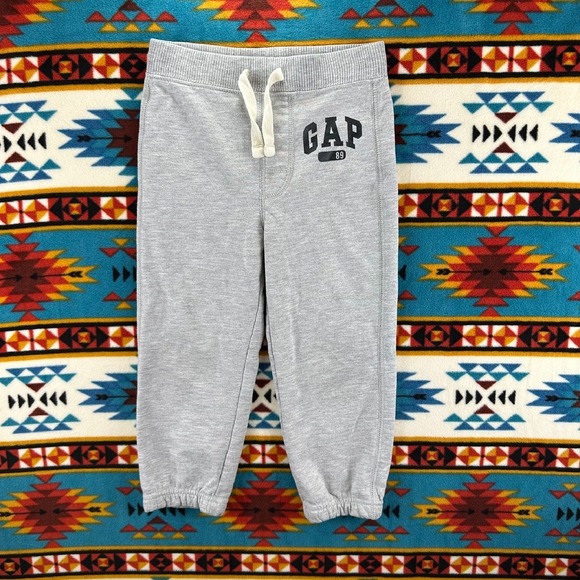 GAP Kids Sweatpants Joggers Gray Elastic Waist‎ Comfy Casual Size 4 Years - Picture 1 of 5